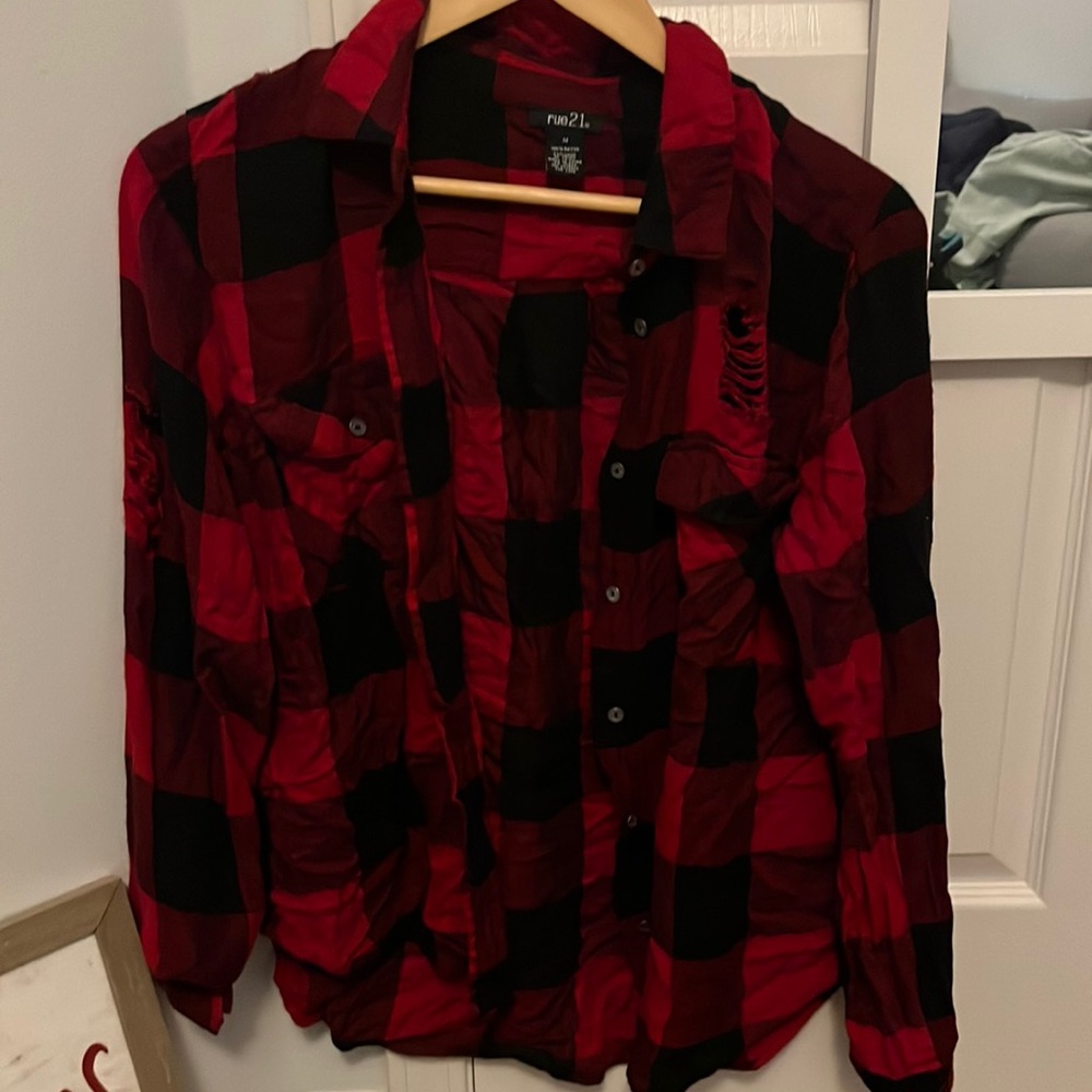 Rue 21 distressed flannel
